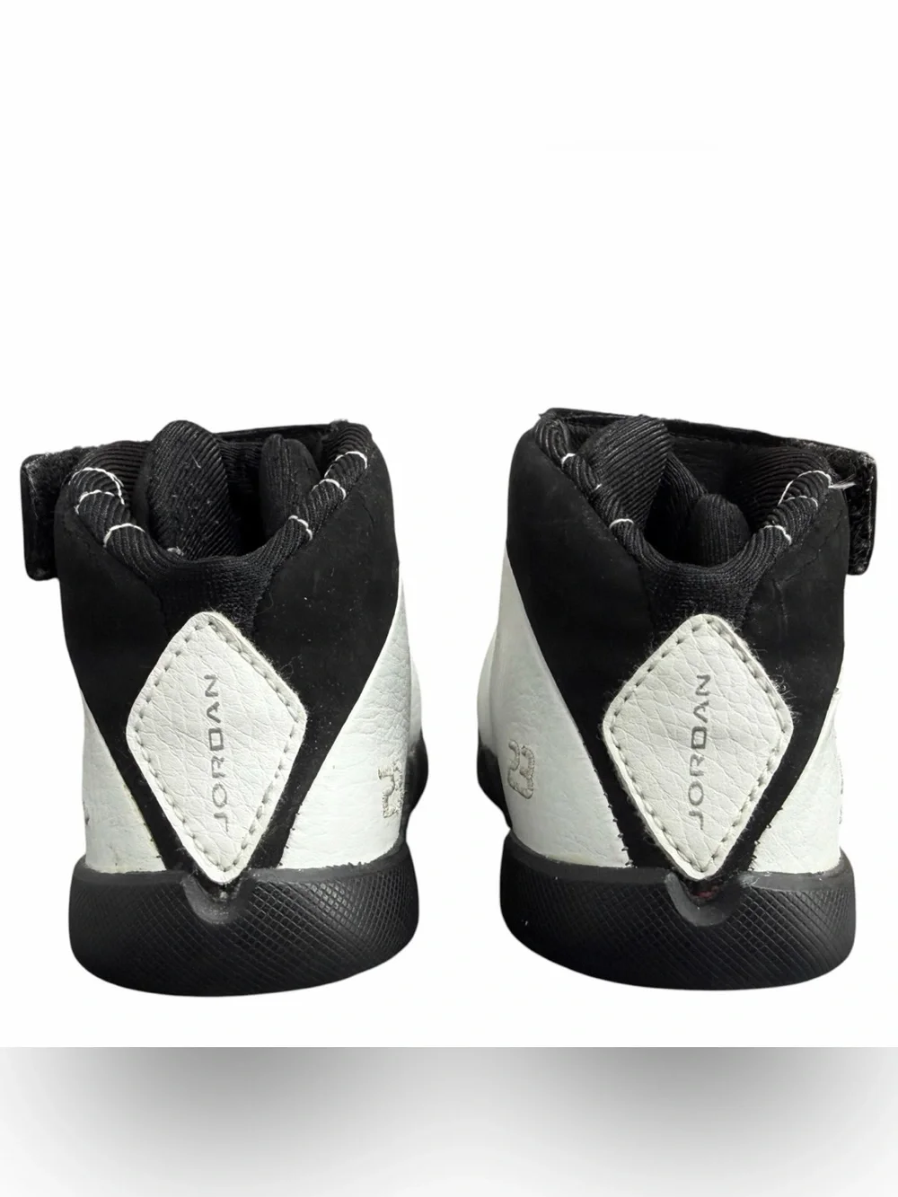 Vintage Air Jordan 21 PE Taxi White Black 2006 Sneakers Size 7C